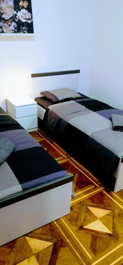 Zpula Center Studio Apartments Kültér fotó