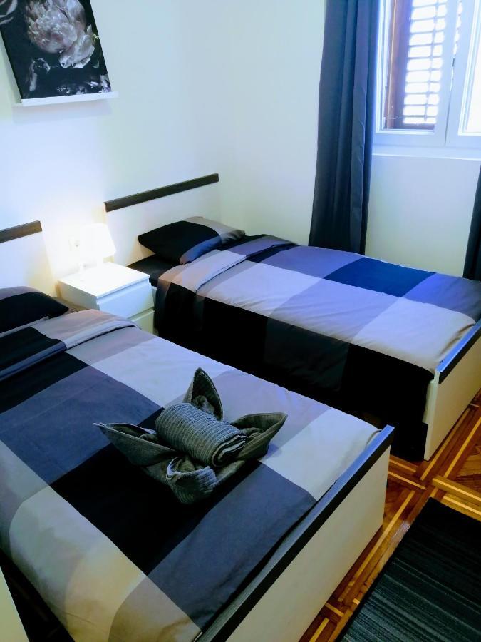 Zpula Center Studio Apartments Kültér fotó