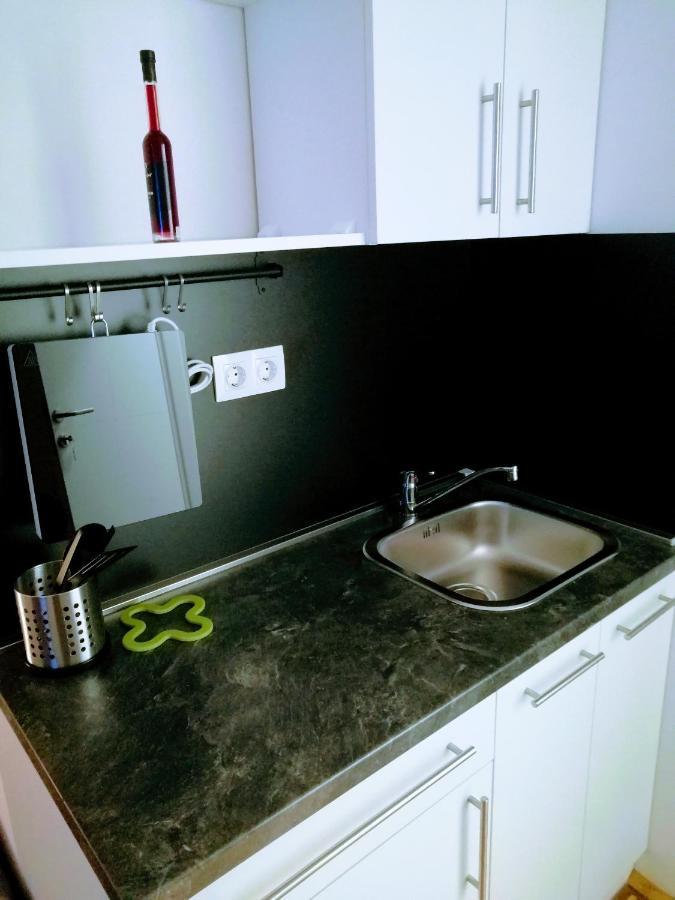 Zpula Center Studio Apartments Kültér fotó