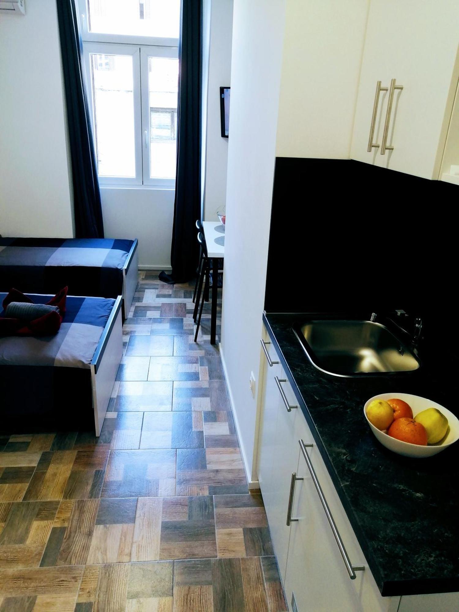Zpula Center Studio Apartments Kültér fotó